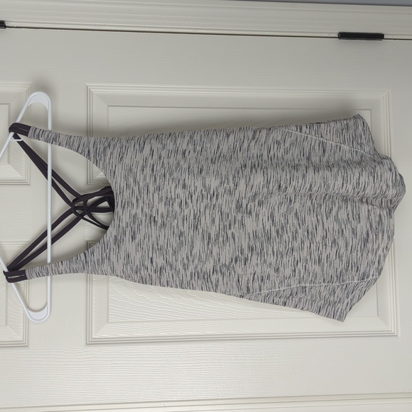 lululemon athletica Tops - Lululemon Moment To Movement 2 In 1 Tank With Built In Bra